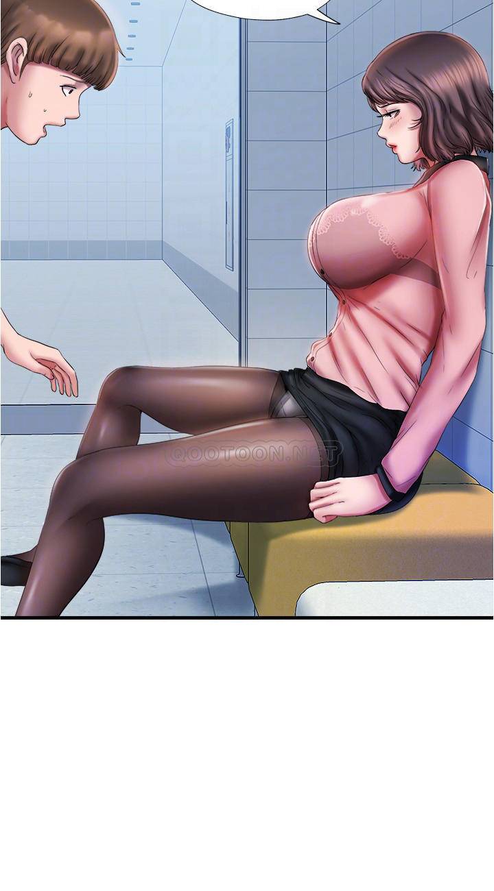 满溢游泳池