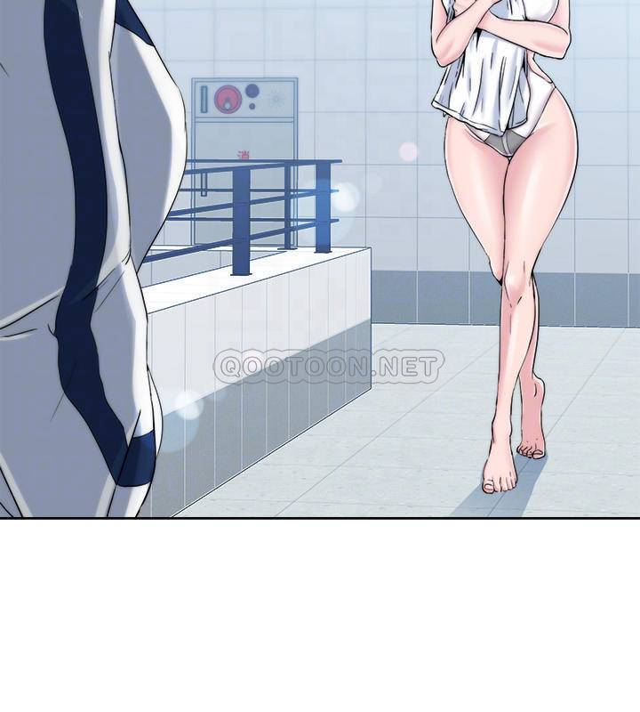 满溢游泳池