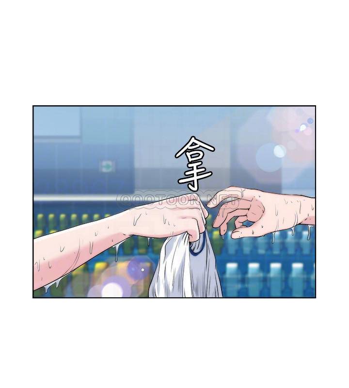满溢游泳池