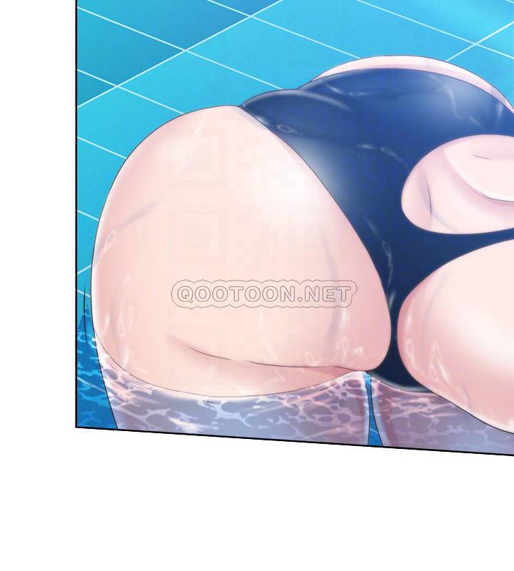 满溢游泳池