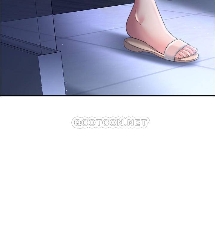 满溢游泳池